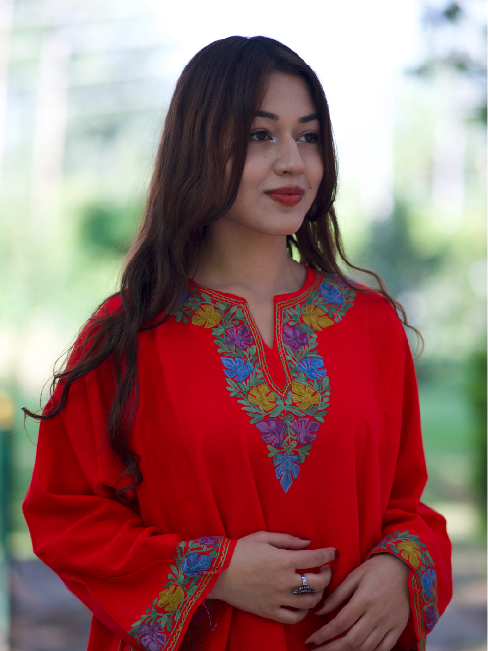 Cashmilon Pheran - Aari