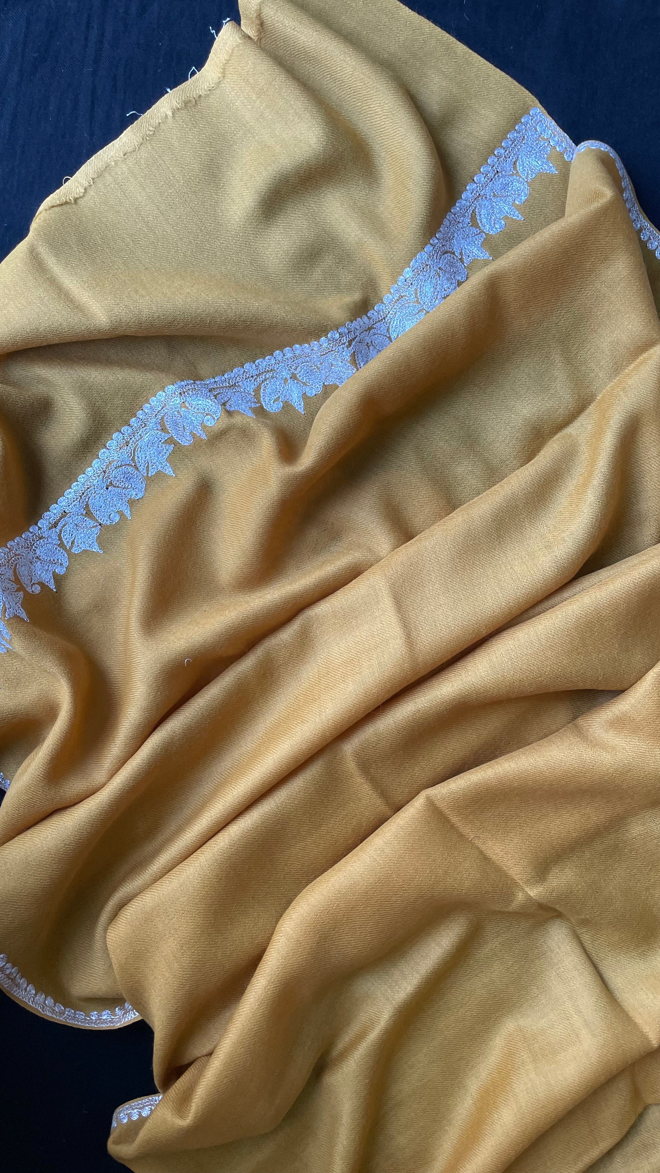 Pure Wool Kashmiri Tilla Stoles