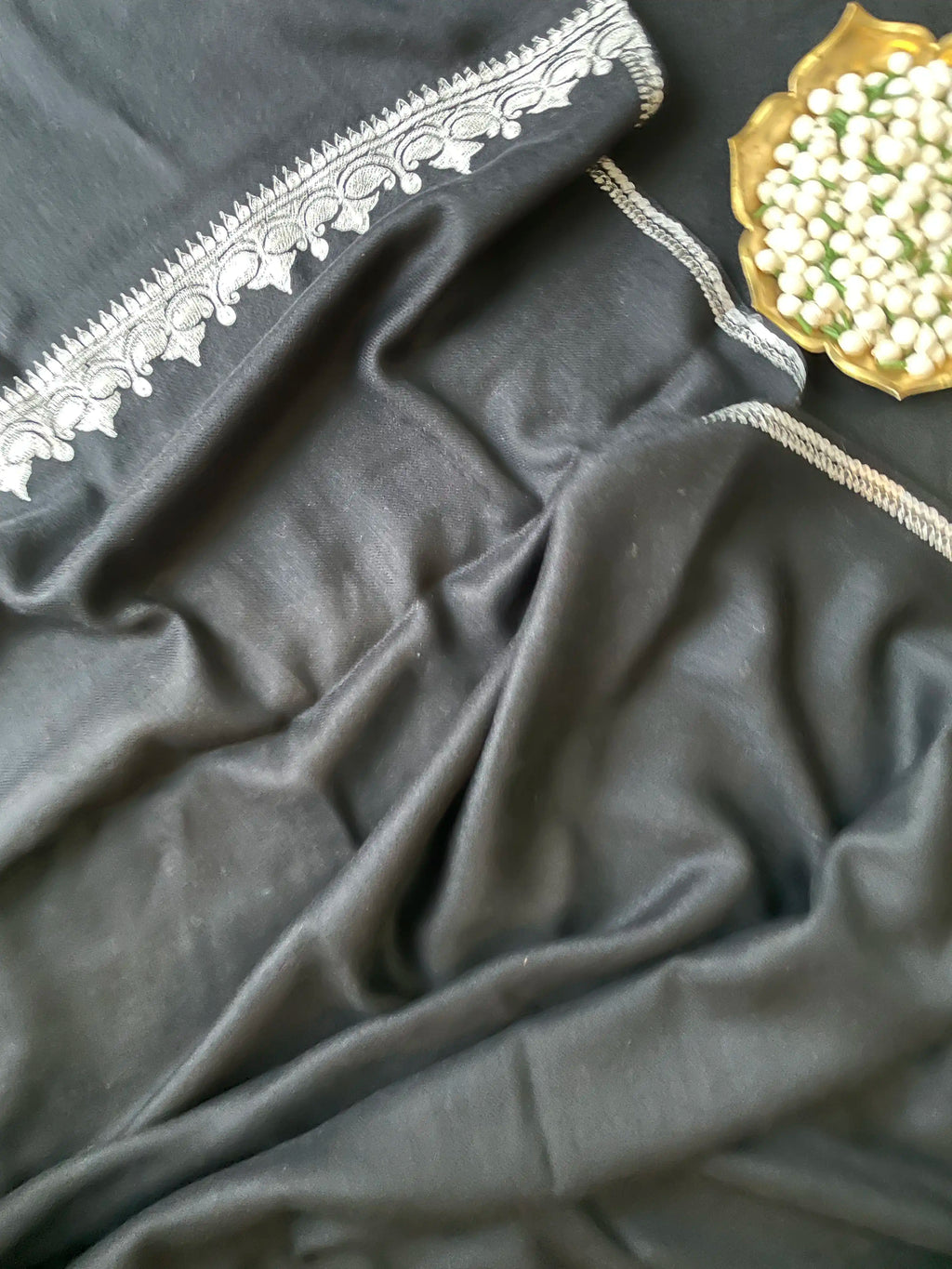 Pure Wool Kashmiri Tilla Stoles