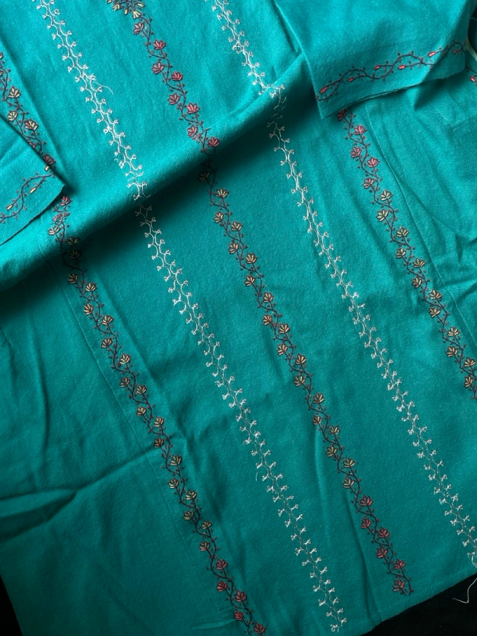 Raffal Wool Pheran - Sozni