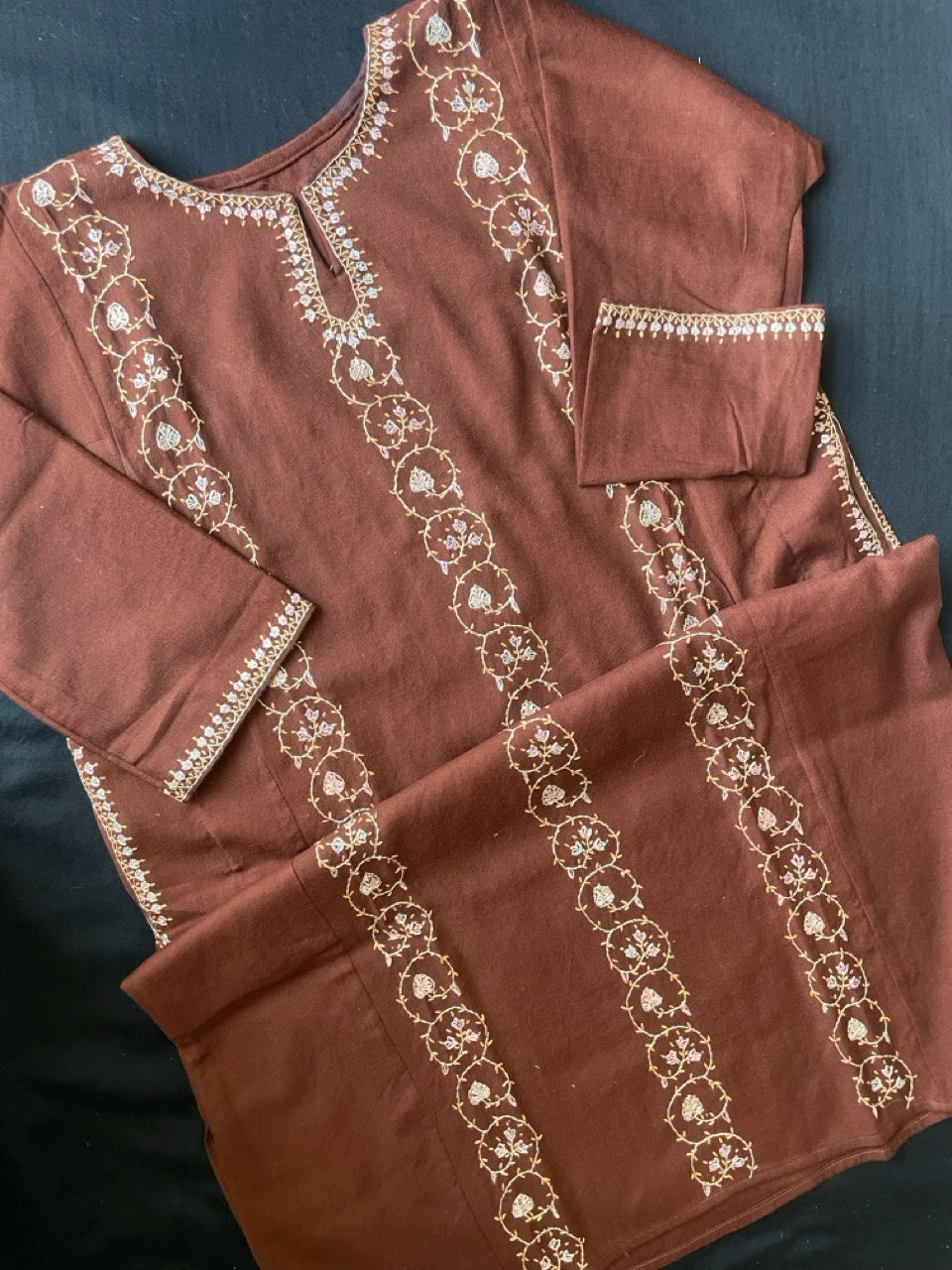 Raffal Wool Pheran - Sozni