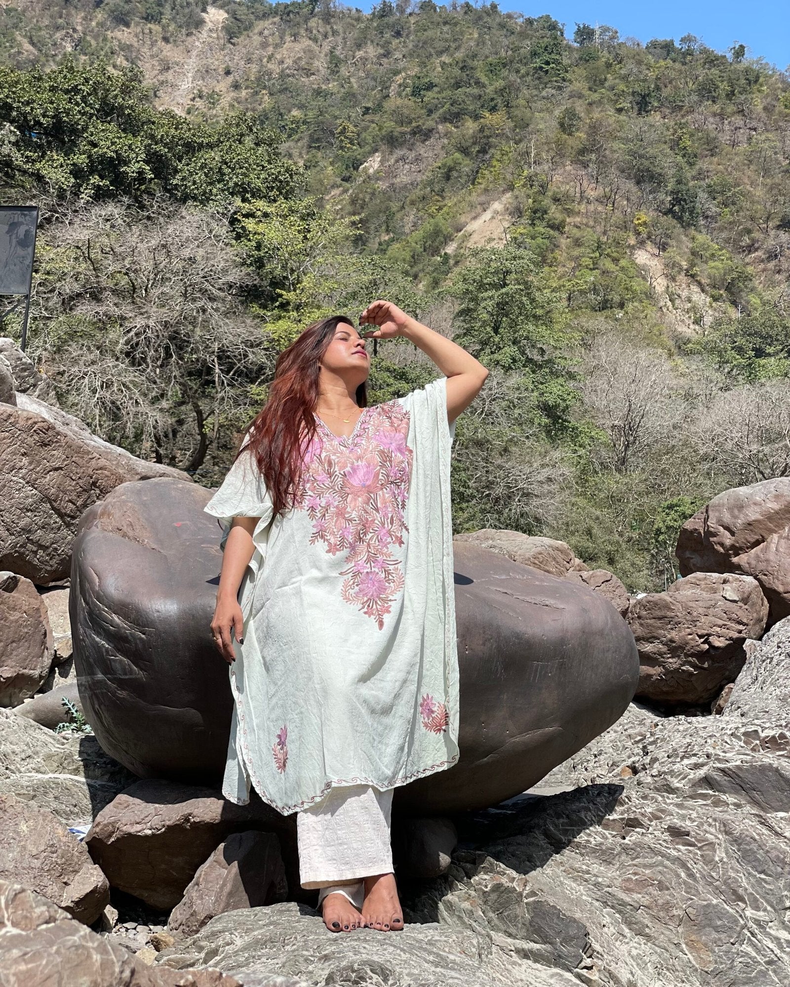 Crushed Cotton Kashmiri Kaftan - Slaty White