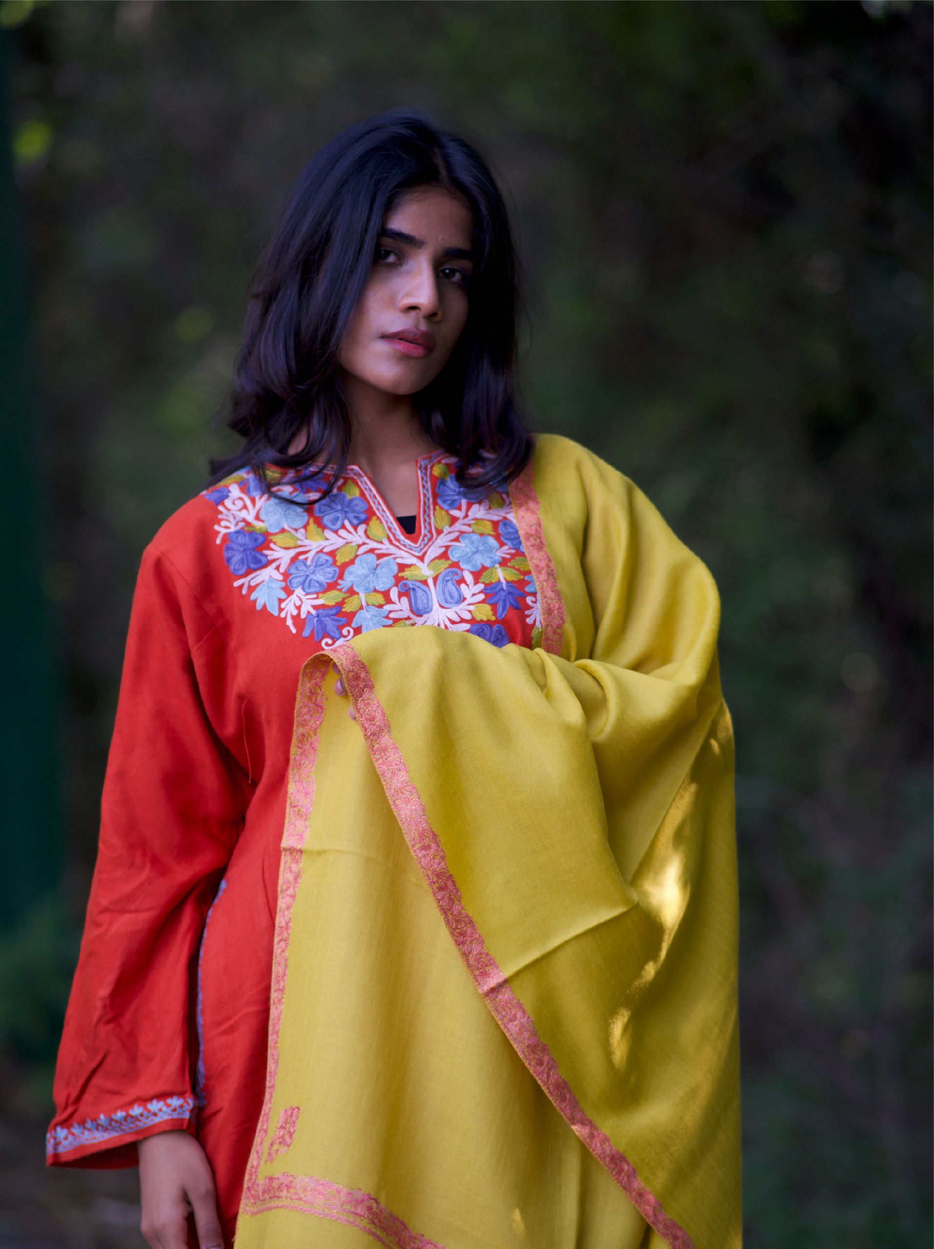 Kashmiri Handwoven Lambswool | Sozni Stole Neemdore – Heena Yellow | Premium Heritage