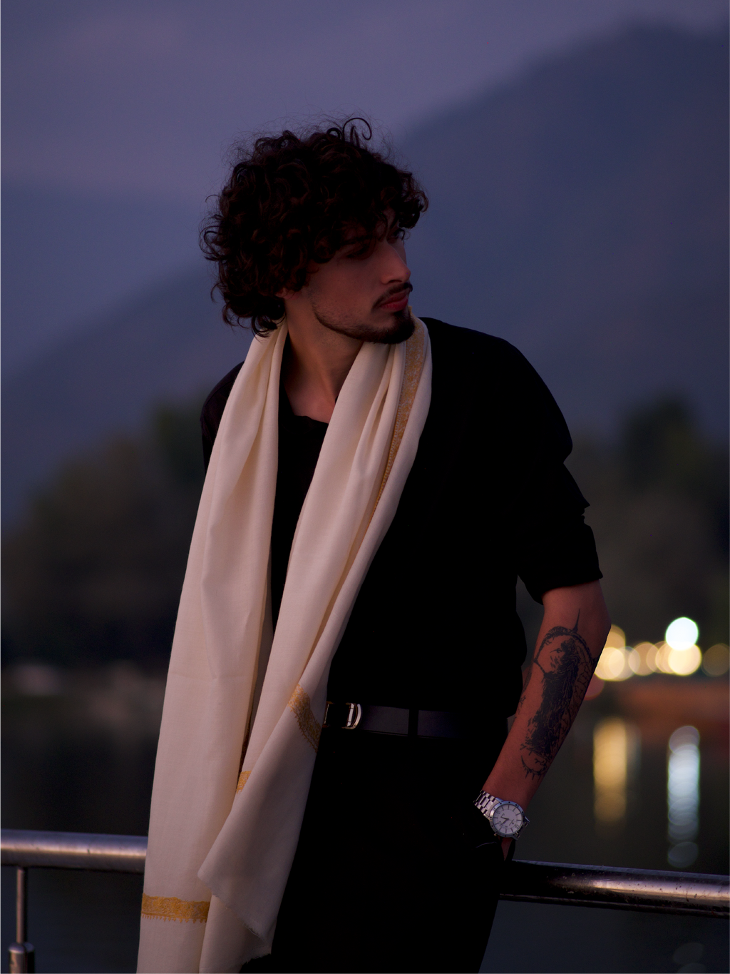Kashmiri Lambswool | Sozni Stole Neemdore | Premium Heritage