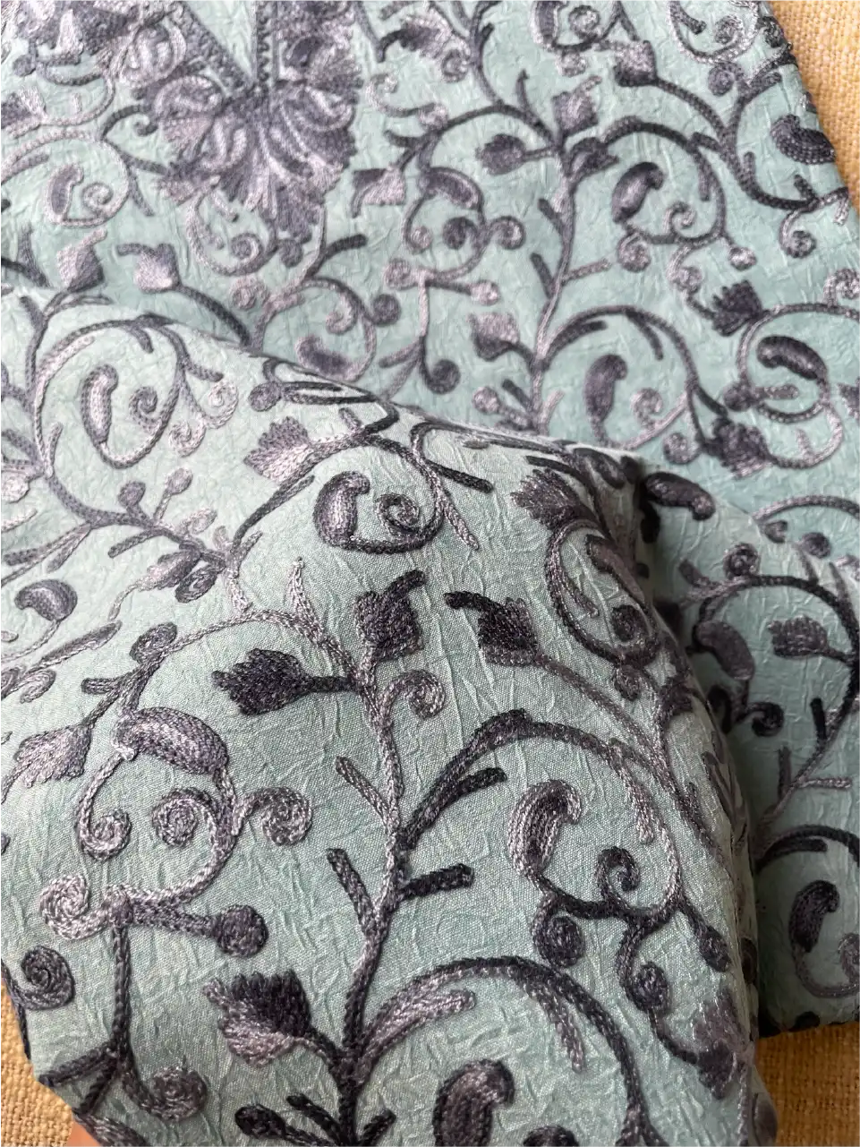 Crushed Cotton 2pc. Unstitched Suit - Kashmiri Aari