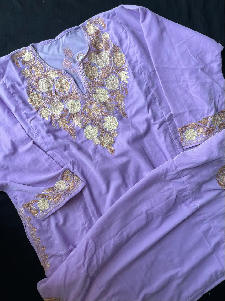 Makhmal Pheran - Kashmiri Aari