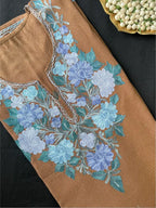 Kashmiri Pheran - Aarikari