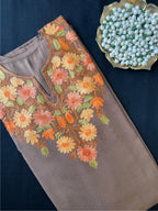 Kashmiri Pheran - Aarikari