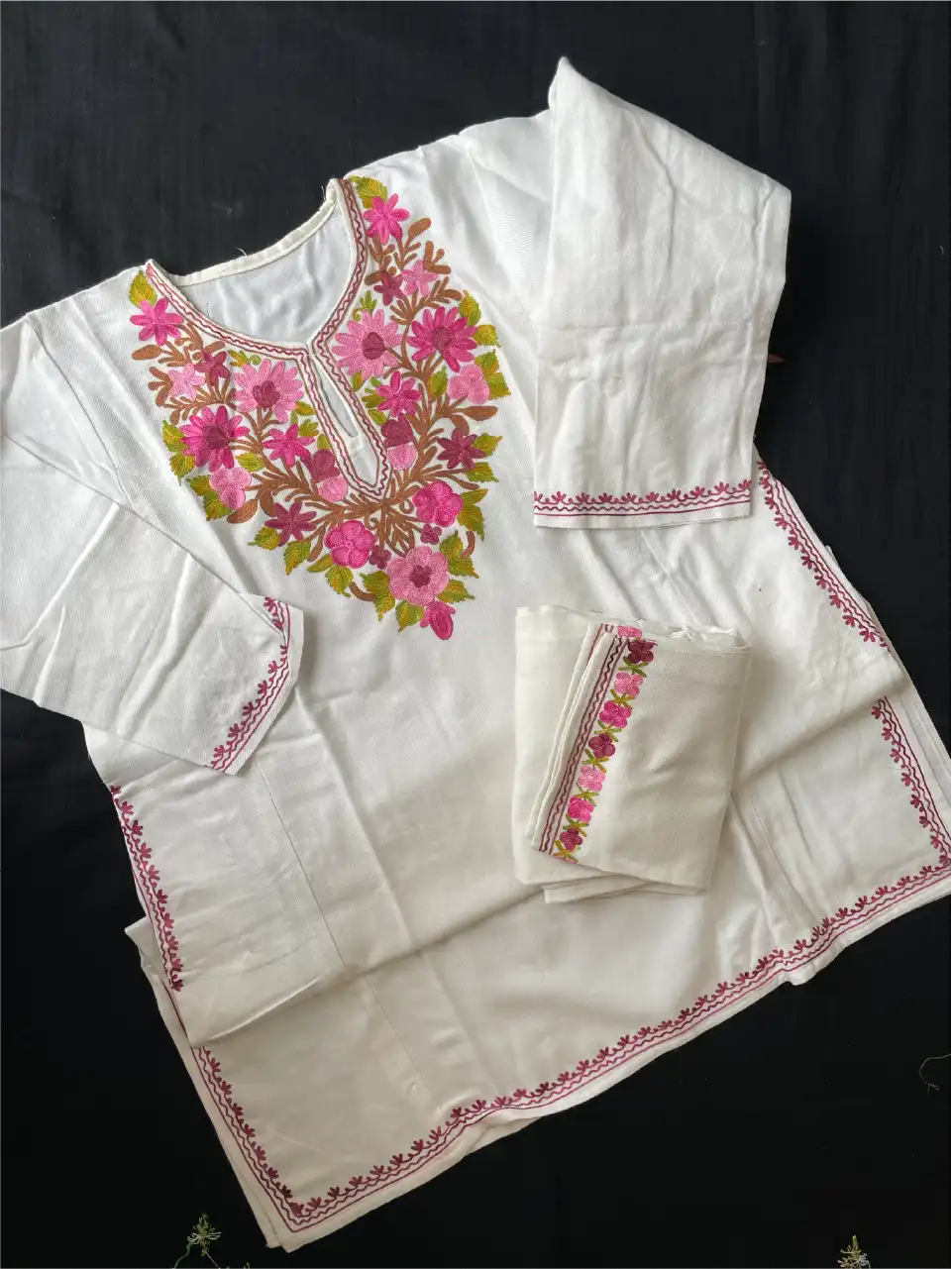 Kashmiri Pheran Sets - Aari Embroidered