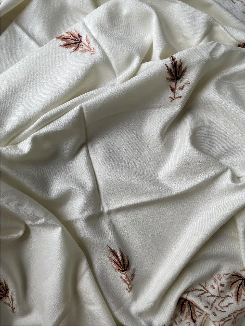 Kashmiri Sozni Shawl - Pollywool