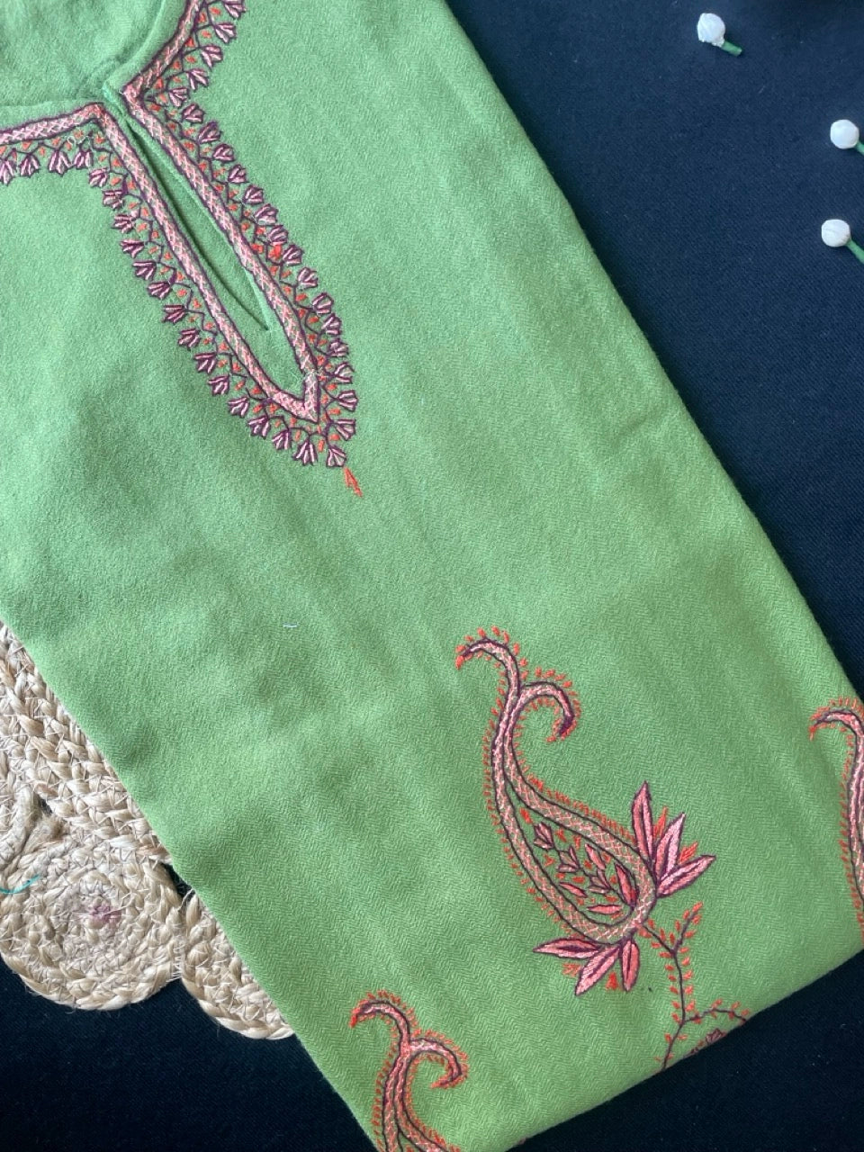 Raffal Wool Pheran - Sozni
