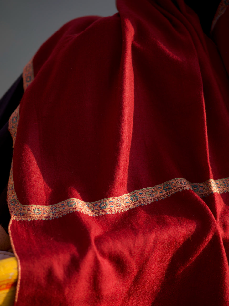 Kashmiri Pashmina | Sozni Stole Neemdore | Luxury Heritage