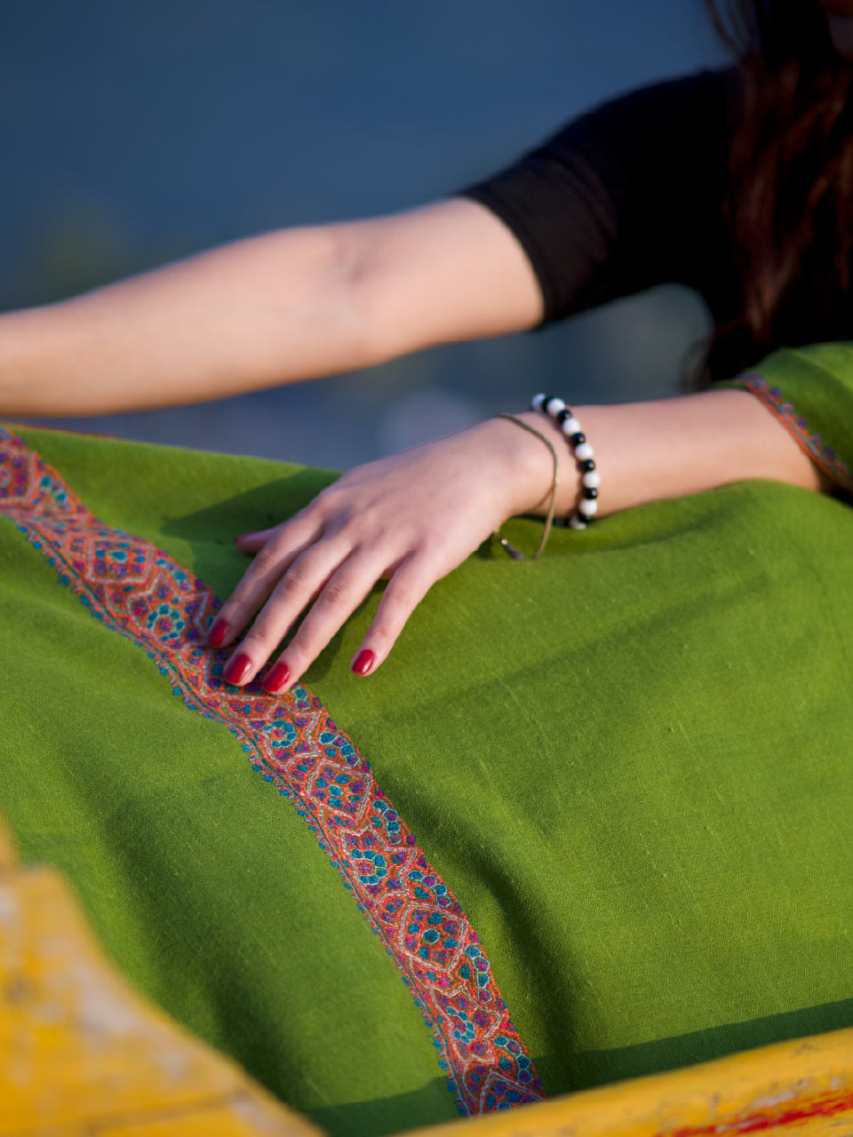 Kashmiri Pashmina | Sozni Stole Neemdore | Luxury Heritage