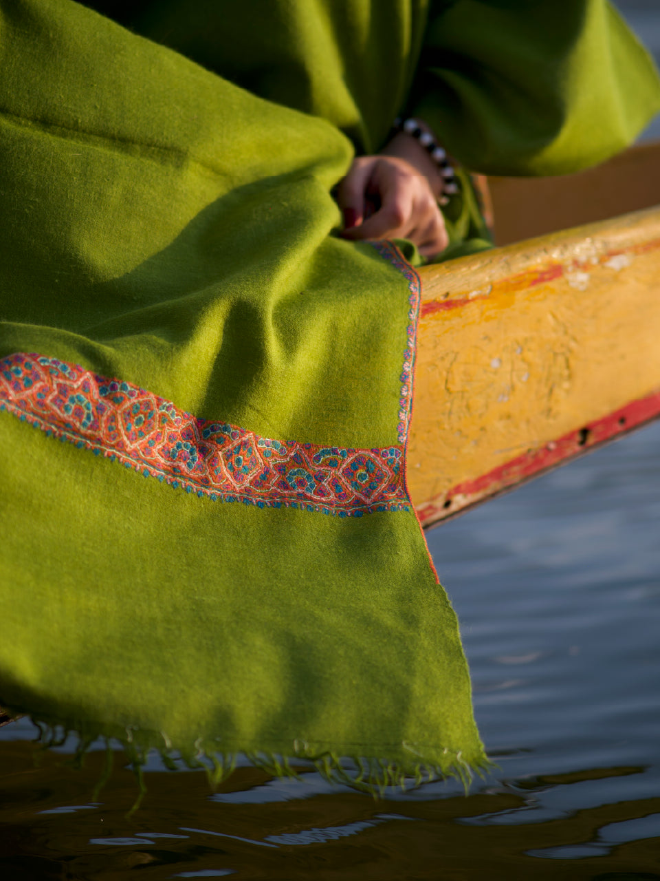 Kashmiri Pashmina | Sozni Stole Neemdore | Luxury Heritage