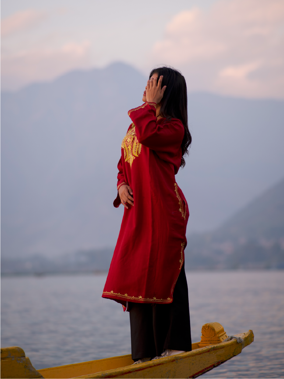Cashmilon Pheran Set - Aari