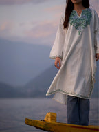 Cashmilon Pheran - Aari