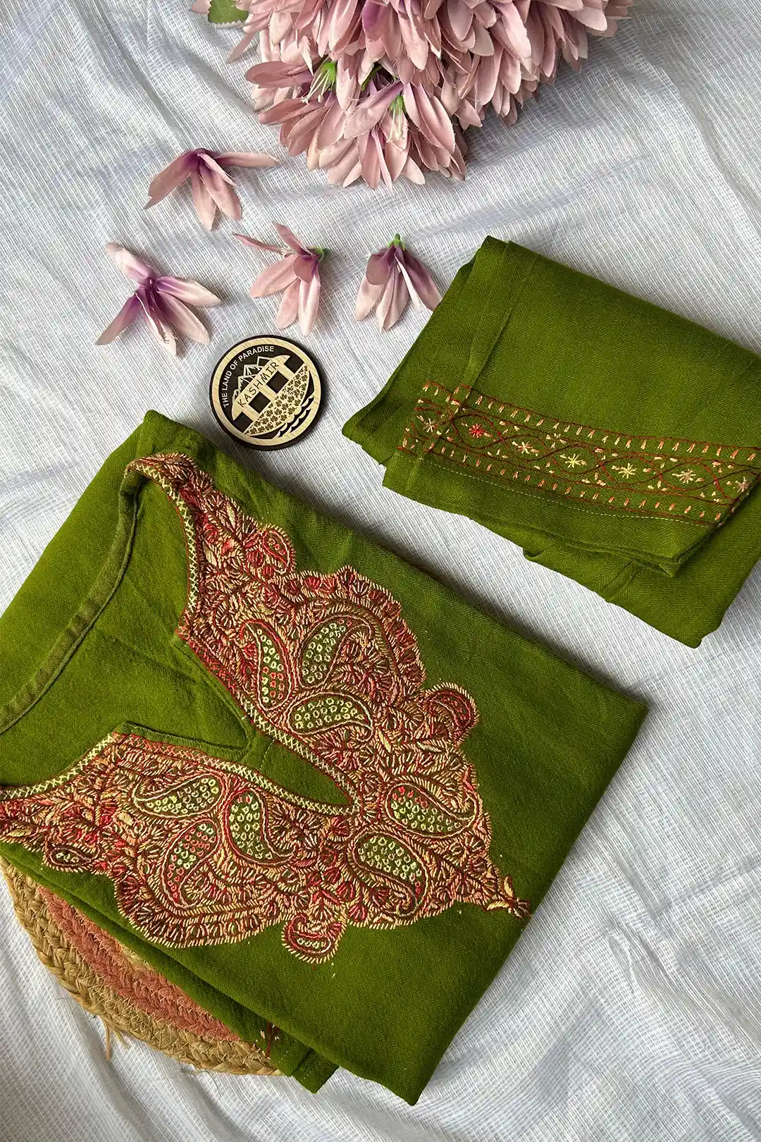 Kashmiri-Pheran-Set-Sozni-Heena-Green