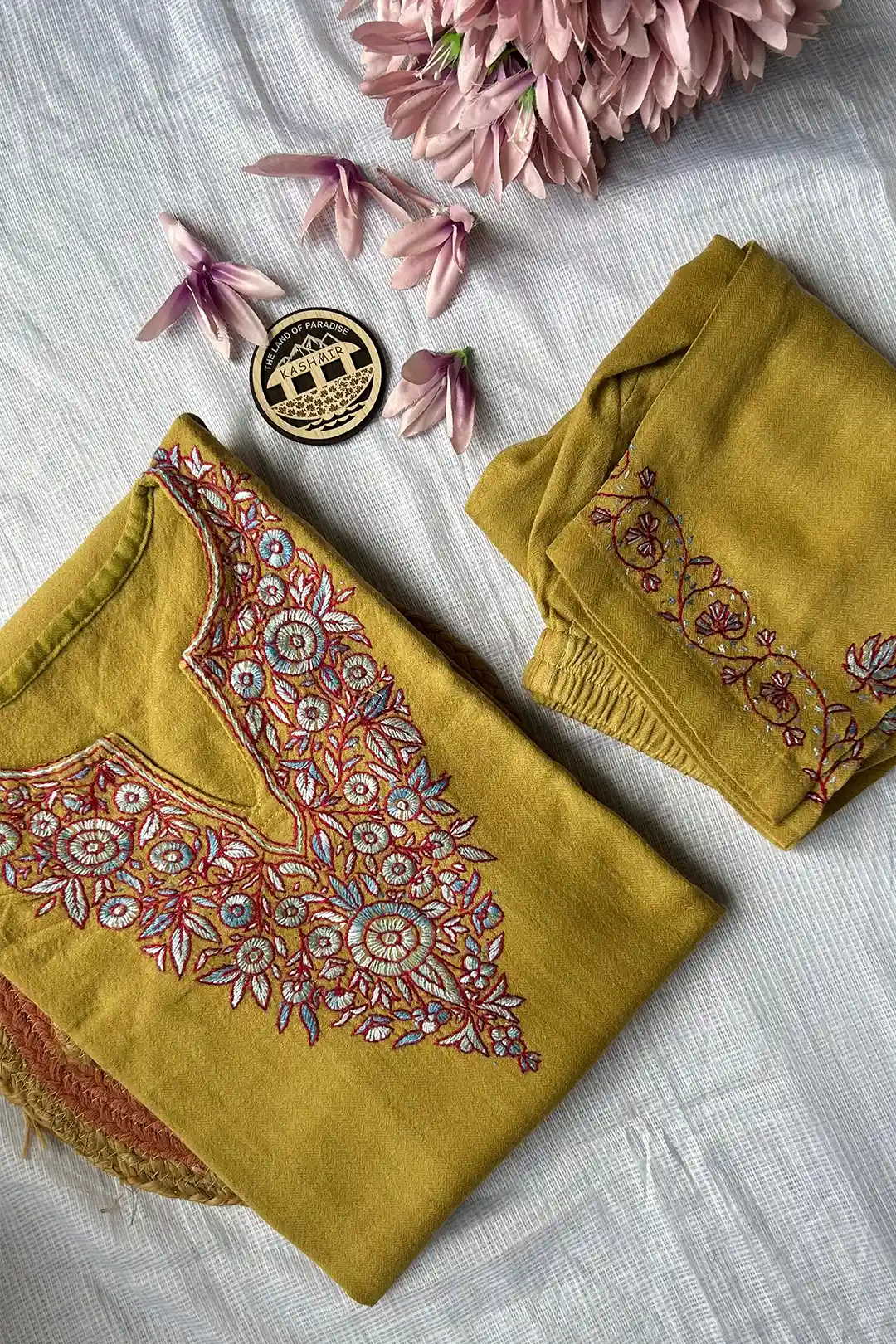 Kashmiri-Pheran-Set-Sozni-Khaki